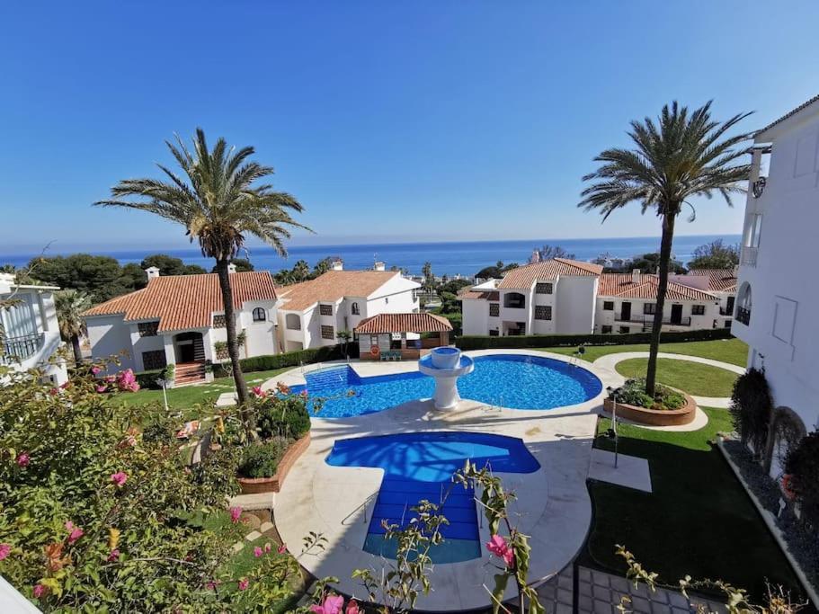 2Br+1Bthr Precioso Apartamento Con Vistas Al Mar Mijas Esterno foto